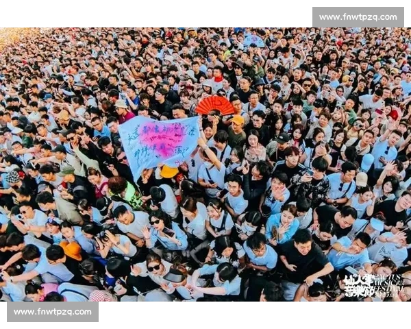 弥勒音浪节:湖岸飙速与落日狂歌的双重狂欢 弥勒音浪节:湖岸飙速与落日狂歌的双重狂欢